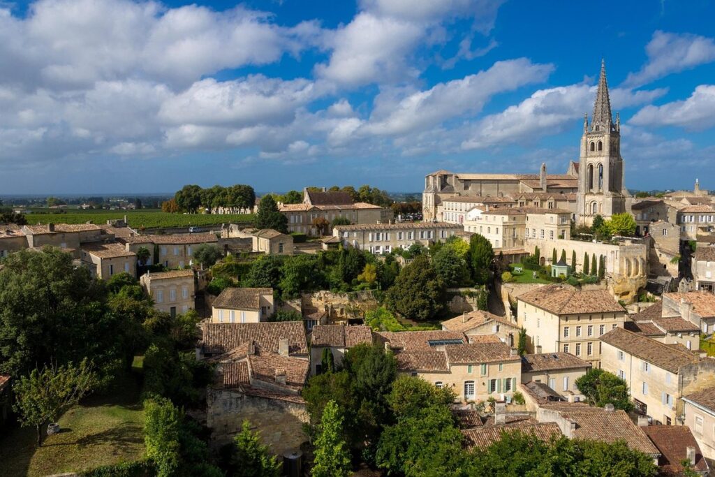 Que faire à Saint-Émilion en une journée : le guide local